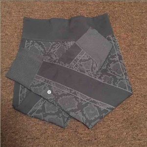 Lululemon grey leggings